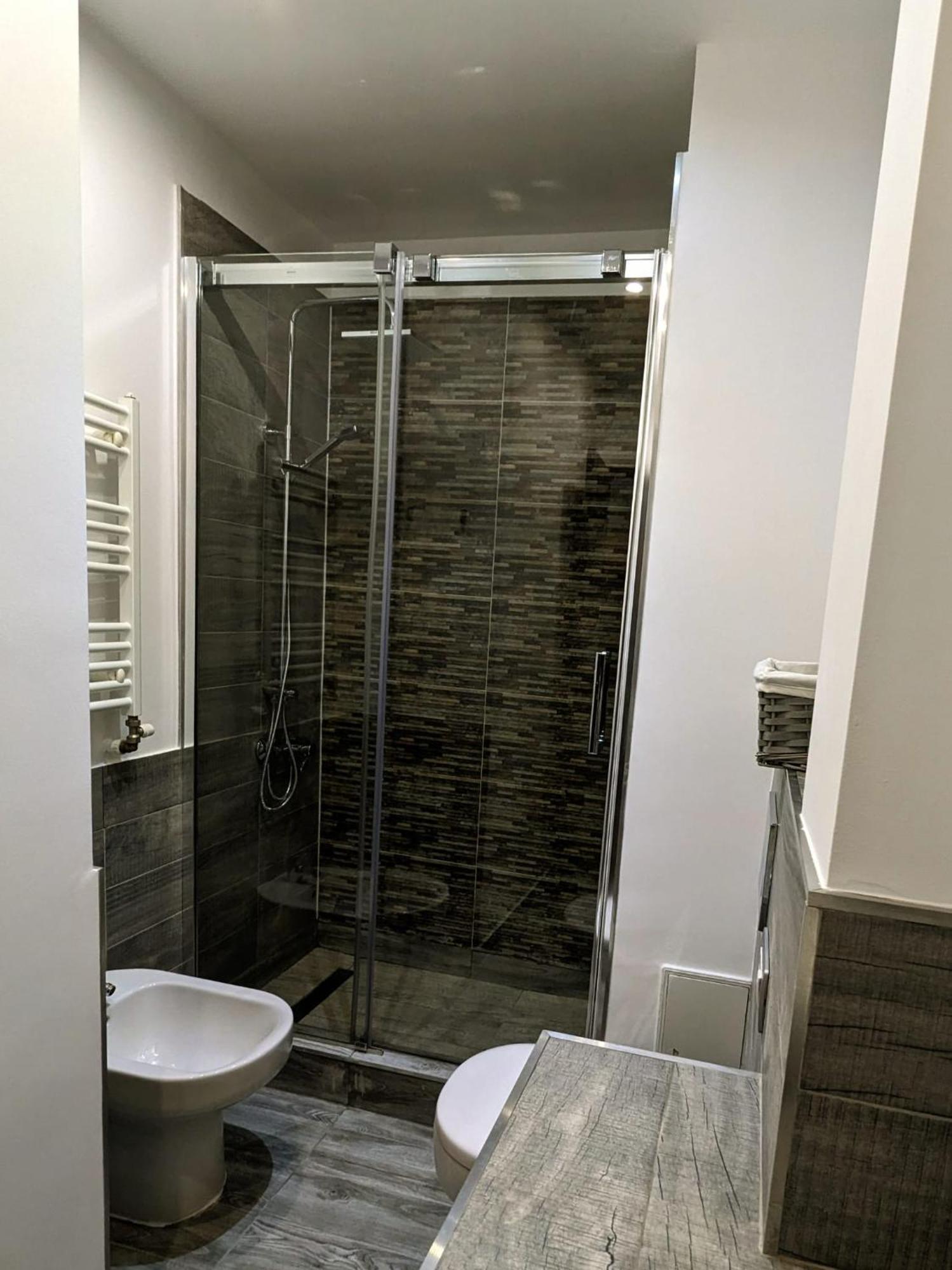 Old Town Apartment Bucureşti Ngoại thất bức ảnh